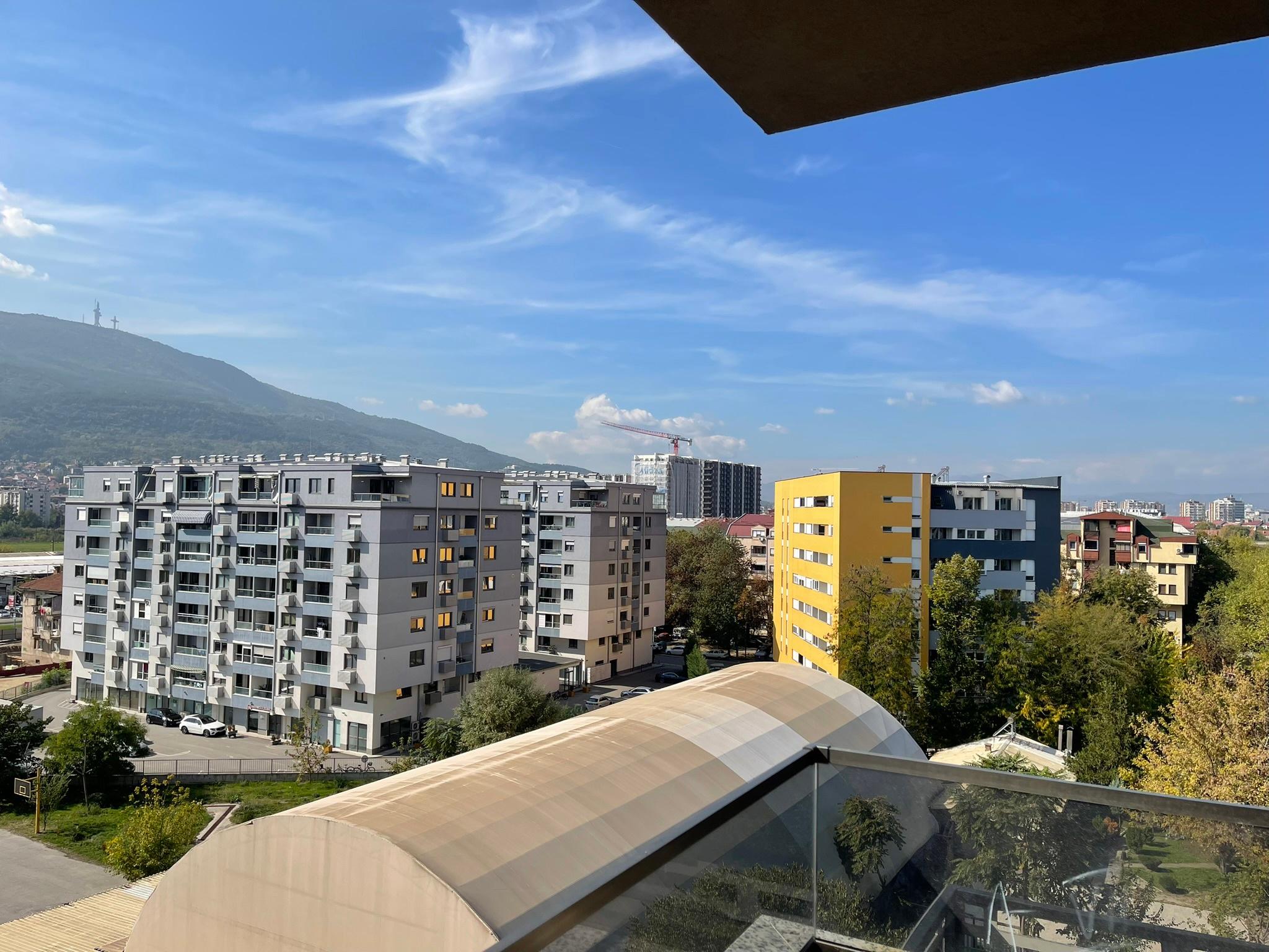 PRODAVAM NOV STAN SO TRI SPALNI 71m2