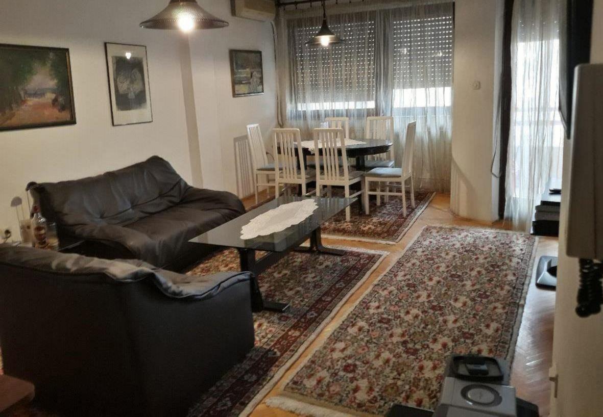 Se prodava stan od 67m2 vo Debar Maalo