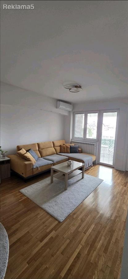 Renoviran stan 59m2 so dve spalni sobi vo Aerodrom