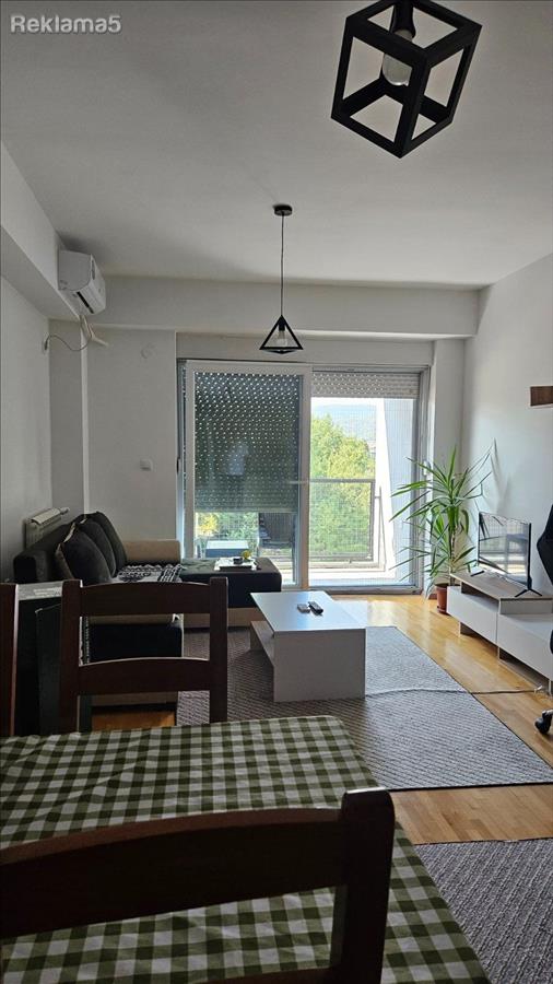 I RENT AN APARTMENT IN NOVI LISICE