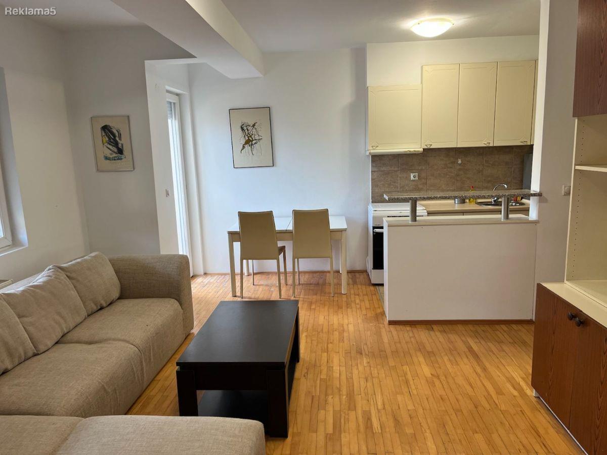Se izdava namesten dvosoben 45m2 K.Voda