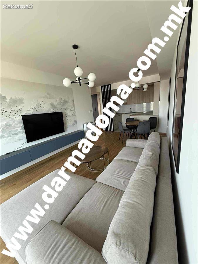 Dharma Doma rents an apartment in Aerodrom!