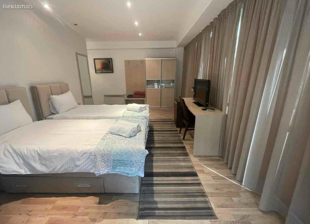 SE IZDAVA STUDIO NA VODNO HOTEL SKALA POSLEDNA 3 KA