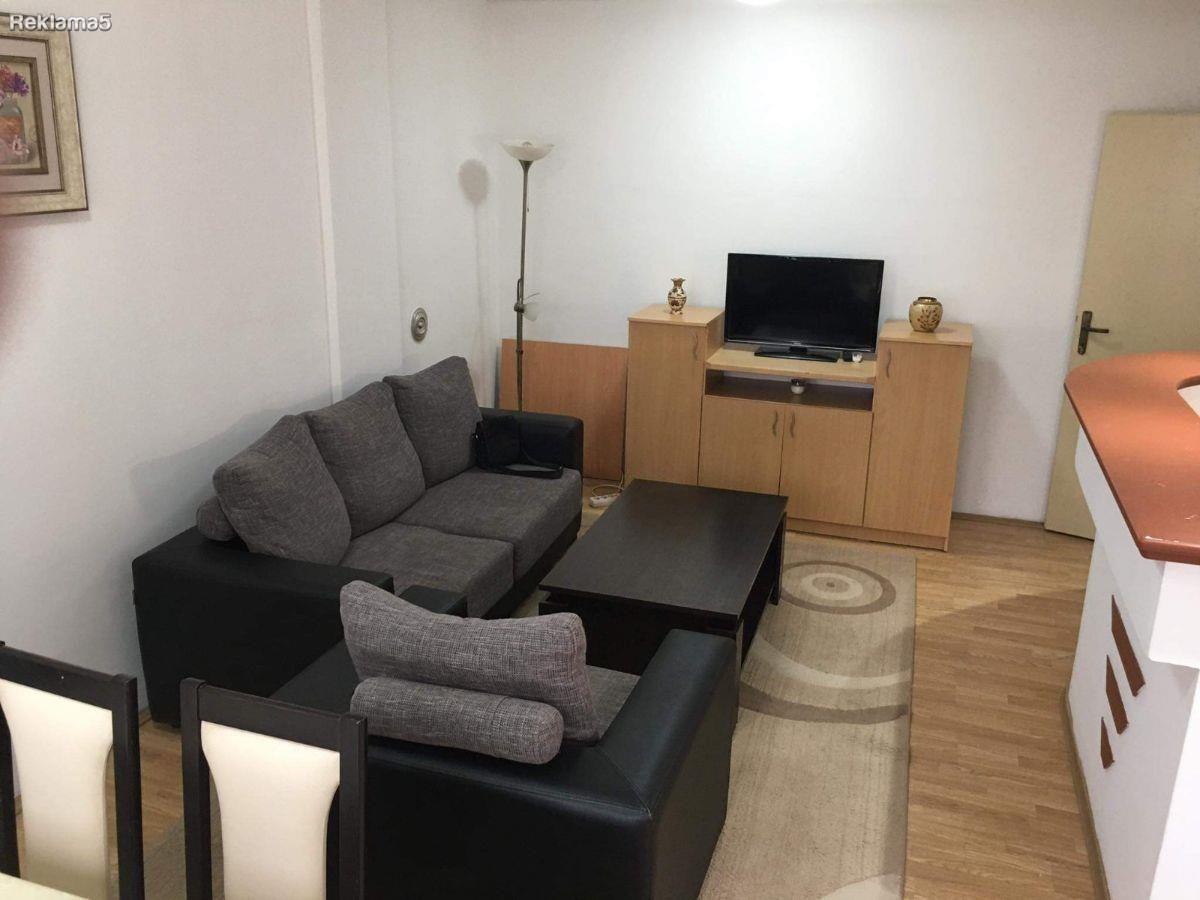 SE IZDAVA DVOSOBEN KAJ ENDOMAK PALMA