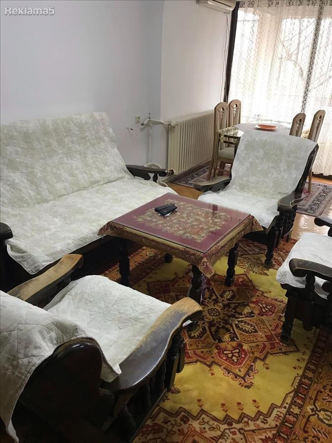 SAVIĆ IS SELLING AN APARTMENT IN TAFTALIJE 1