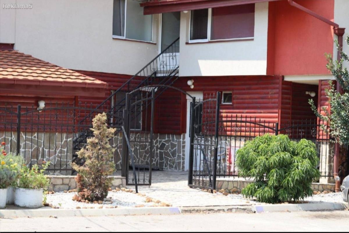 A residential and commercial building of 350m2 is for sale in Berovo