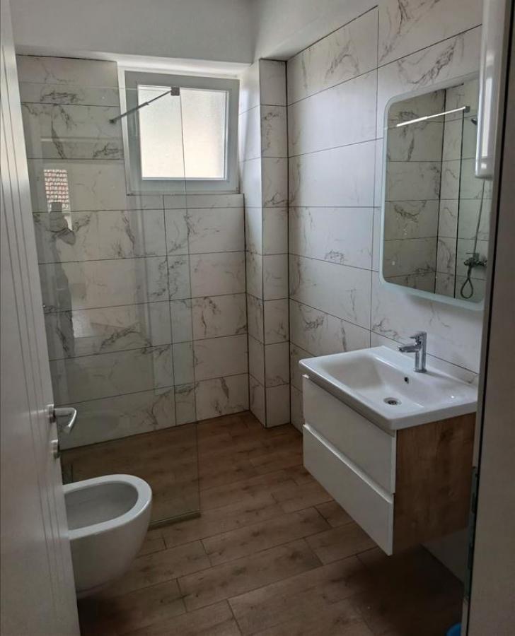A new apartment of 74m2 is for sale in Vlae