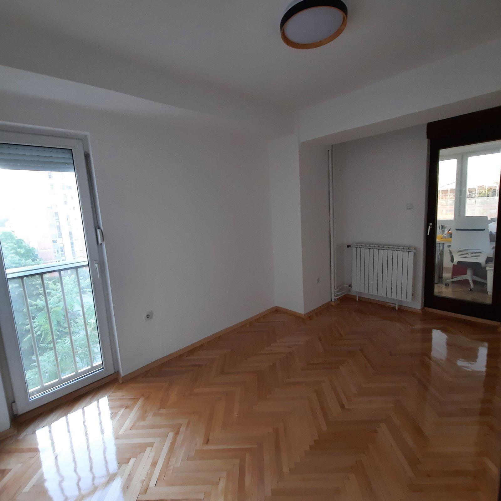 Stan vo Kapistec 72m2 so 2 spalni renoviran