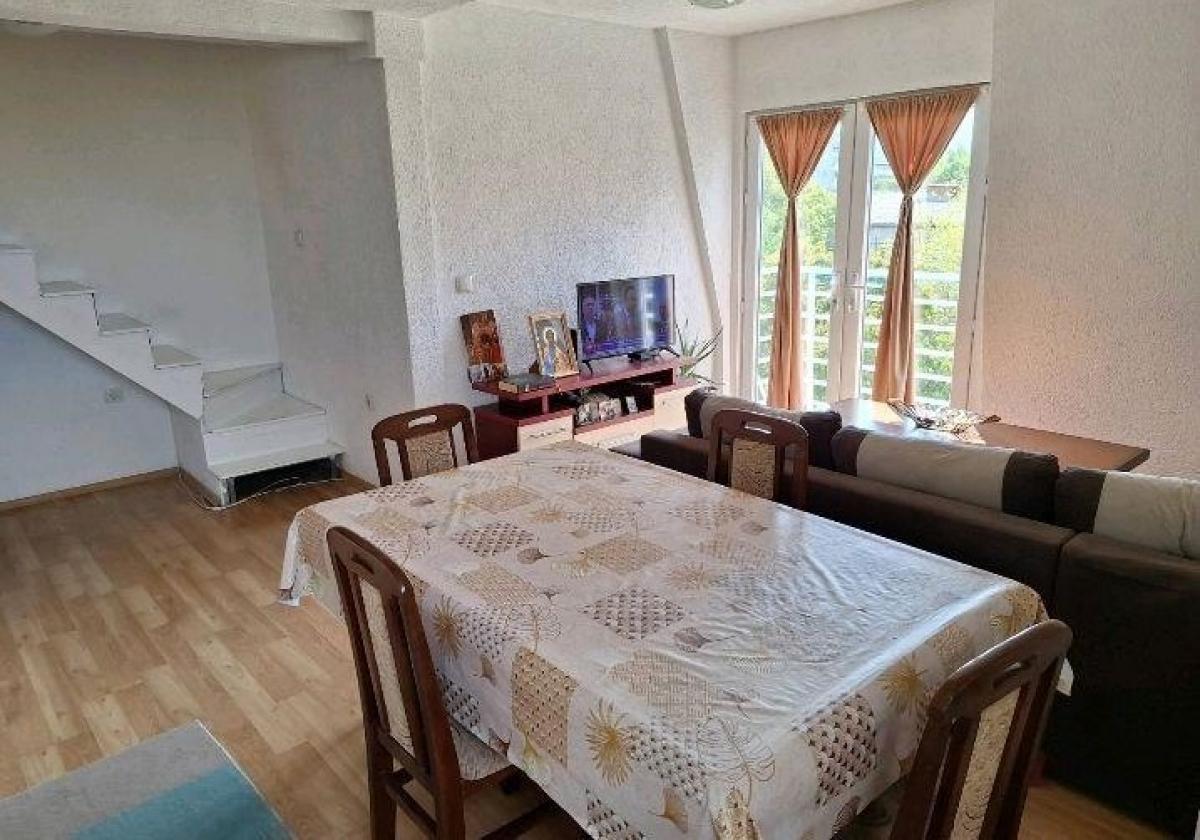 Duplex apartment of 81m2 for sale in Taftalidze