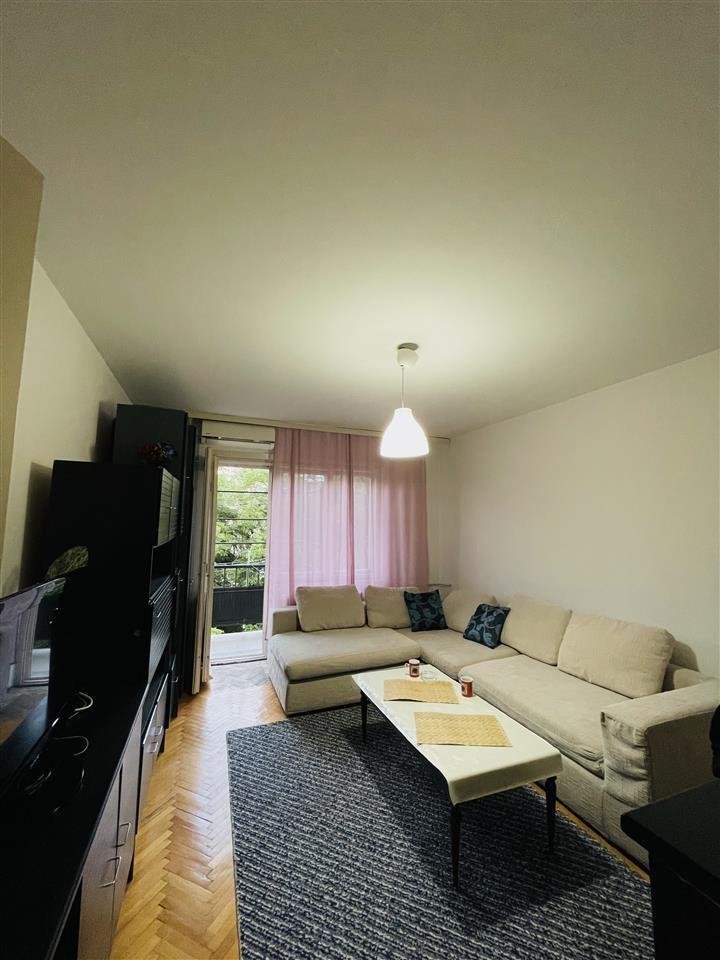 Namestena garsonjera vo Kisela Voda 36m2
