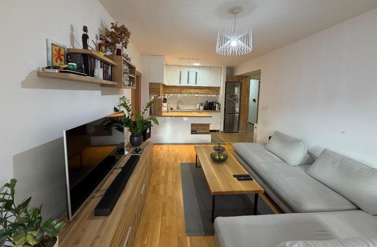 A furnished apartment of 85 m2 is for sale in Taftalidze