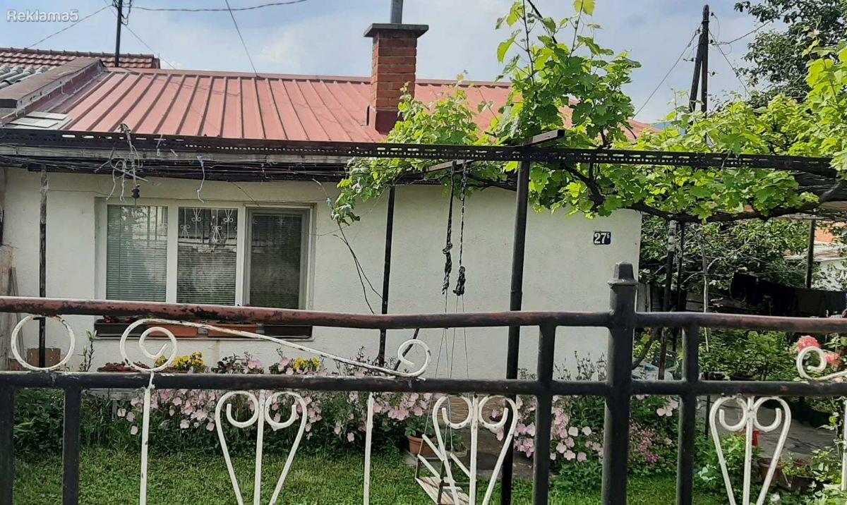 Se prodava kukja vo Shuto Orizari