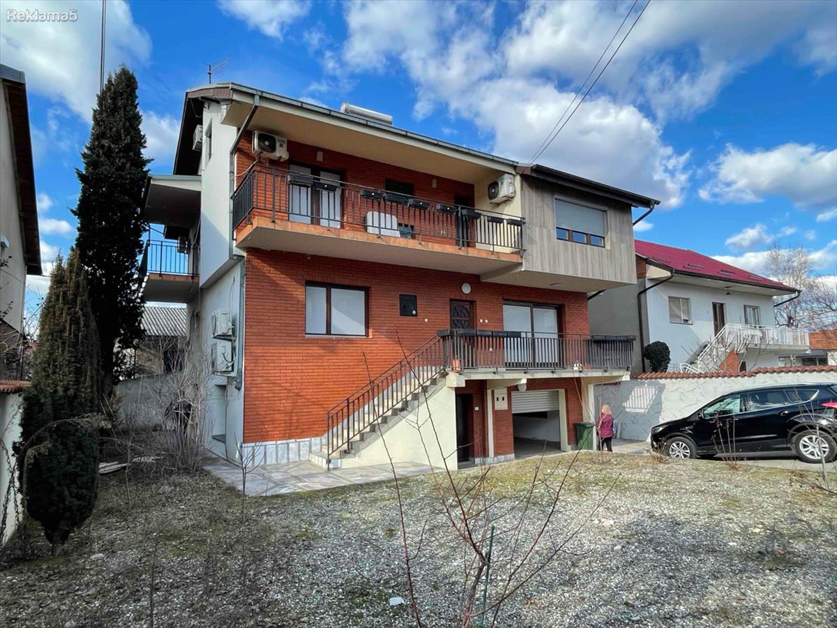SAMOSTOJNA KUCA VO SKOPJE-PRIZEMJE+2 SPRATA+GALLERY