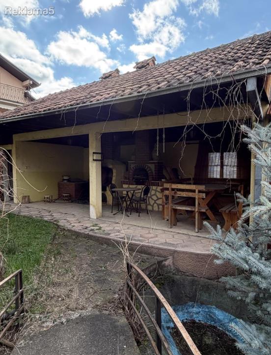 House for sale in Vizbegovo, 276m2