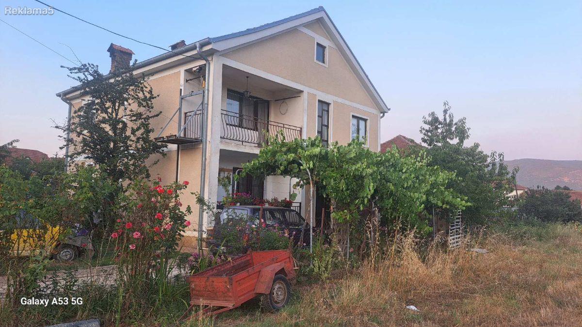 Kukja pod Makpetrol Gorica