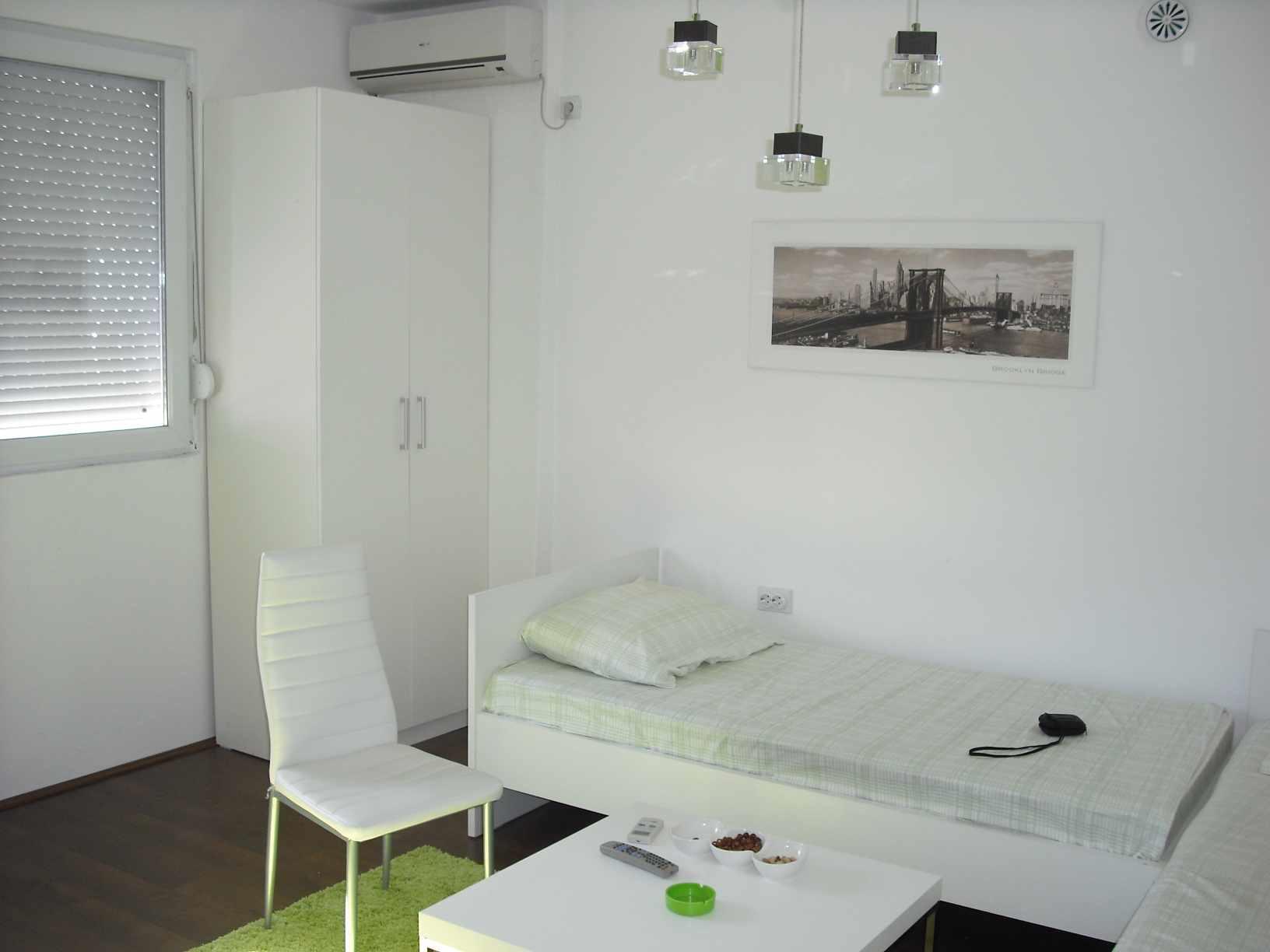 I am selling an apartment on the square