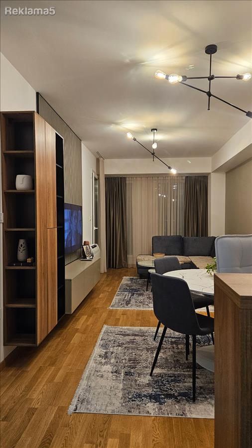 Fully furnished apartment with underground parking for sale