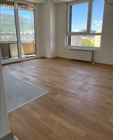 SAVIĆ IS SELLING AN APARTMENT IN THE AIRPORT