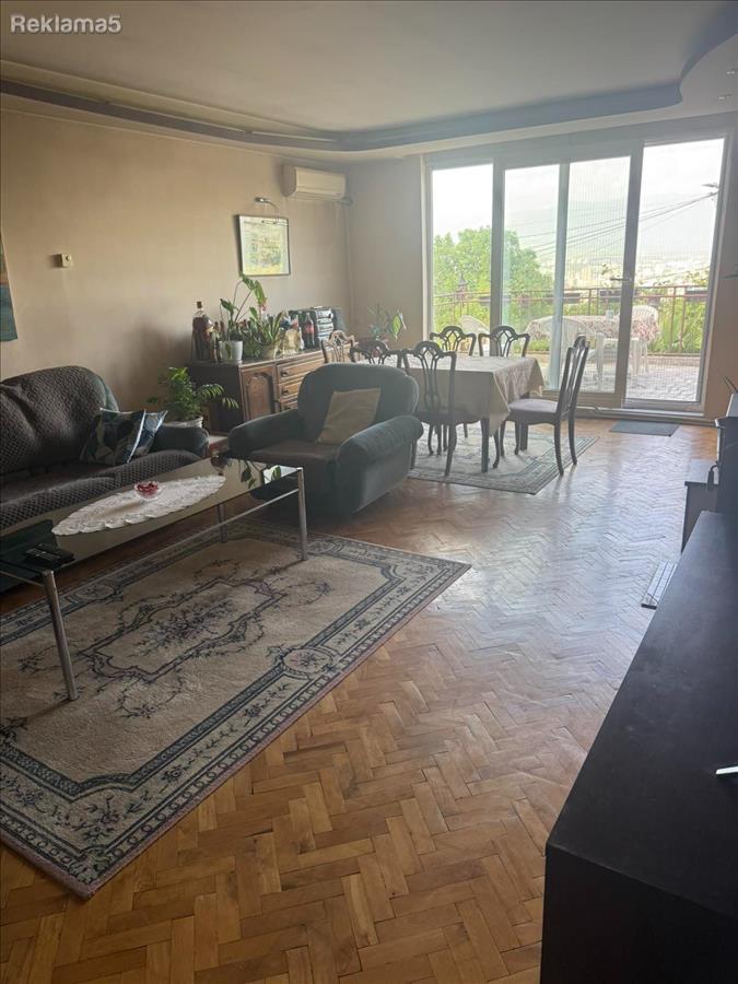 SAVIĆ IS SELLING A HOUSE IN PRIPOR