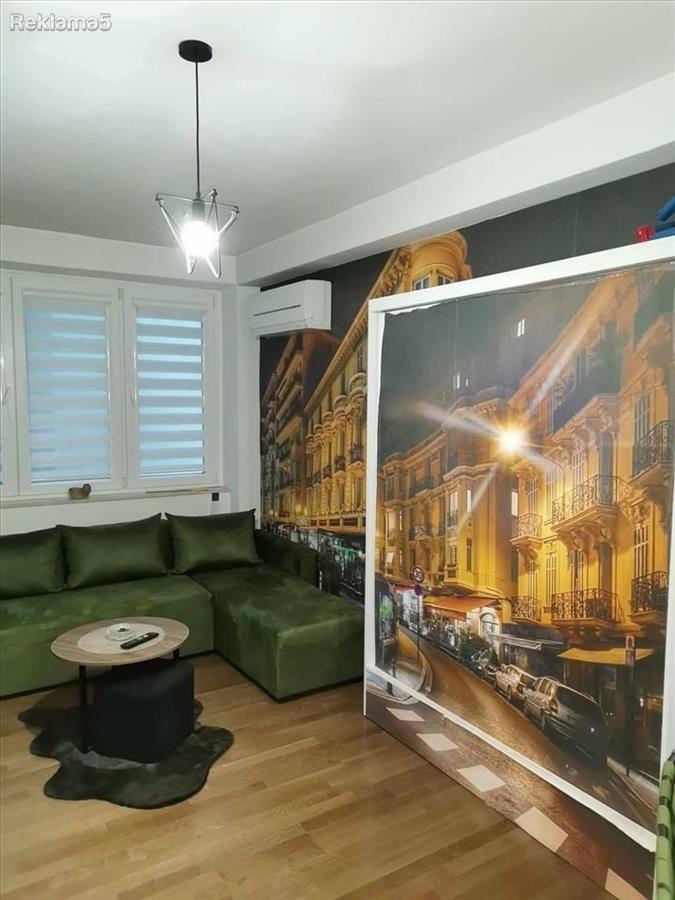 SAVIĆ IS SELLING A STUDIO ON THE WATER