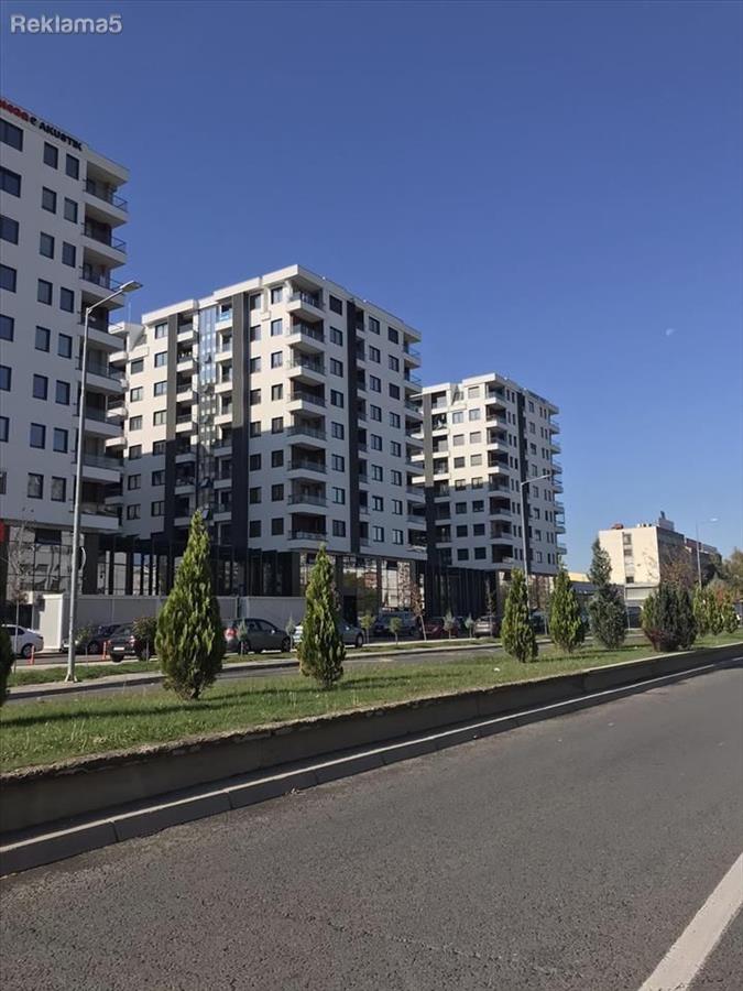 Se prodava garazno mesto vo Aerodrom