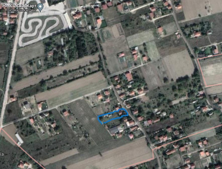 Volkovo - plac ( niva ) - 1334m2 so stara kuka