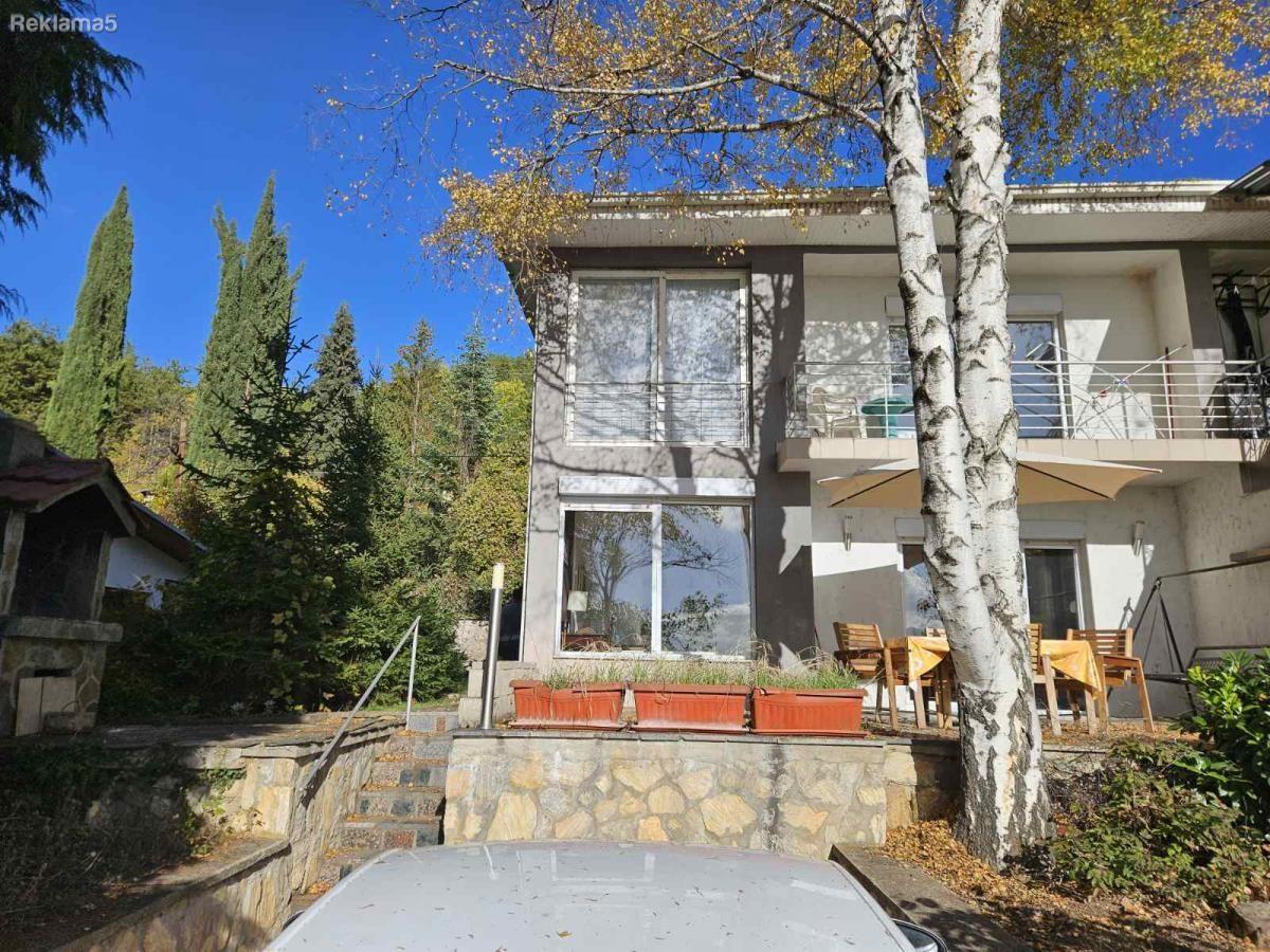 Weekend house of 139m2 for sale in Pretor