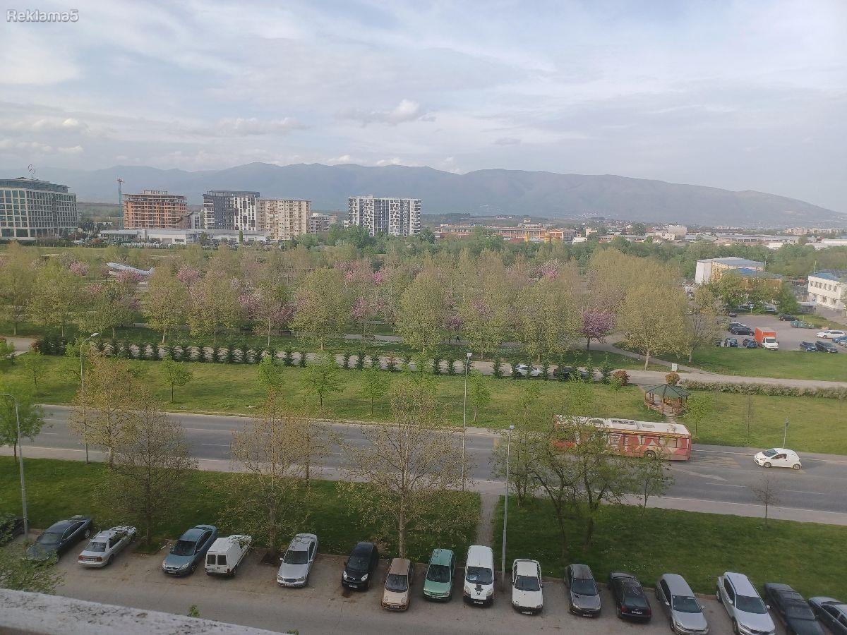 SAVIĆ IS SELLING AN APARTMENT IN NOVI LISICE