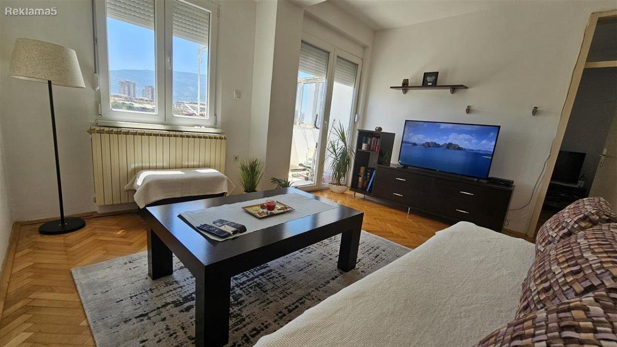 WE ARE SELLING A FURNISHED APARTMENT 50M2 AIRPORT TRI PEARLS