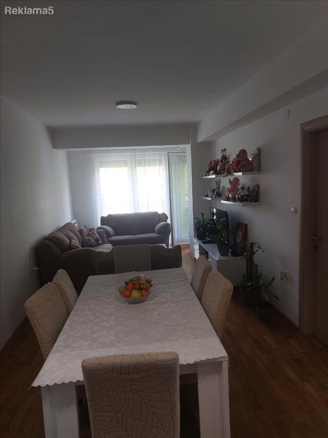 Apartment for sale in Zhelezara neighborhood