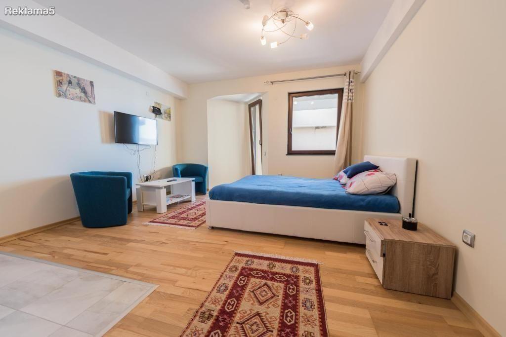 IMPERIA – Studio apartment next to a lake quay