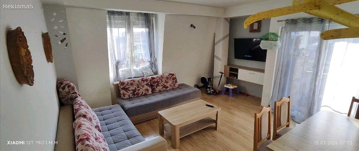 Se prodava polu-namesten stan 64m2 vo Kisela Voda
