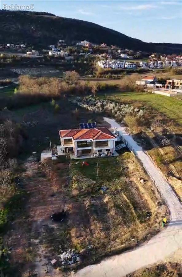 SOPIŠTE (near Vetrilo) – PLOT WITH COMPLETE INFRASTRUCTURE