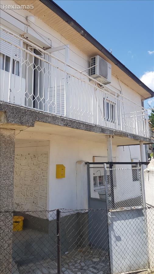 Se prodava kuka vo krusevo