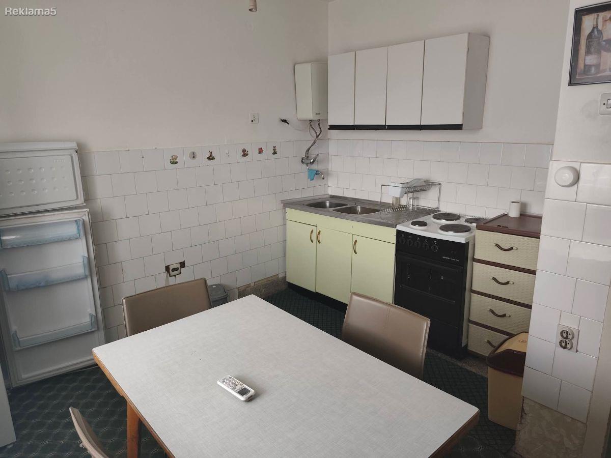 SAVIĆ IS SELLING AN APARTMENT IN THE AIRPORT