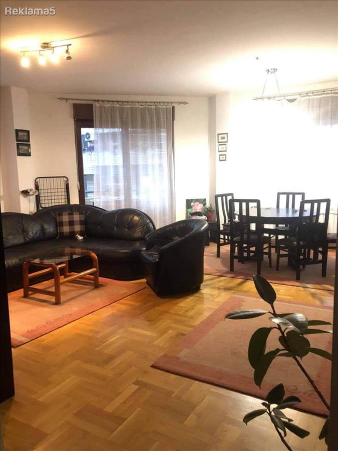 SAVIĆ IS SELLING AN APARTMENT IN DEBAR NEIGHBORHOOD