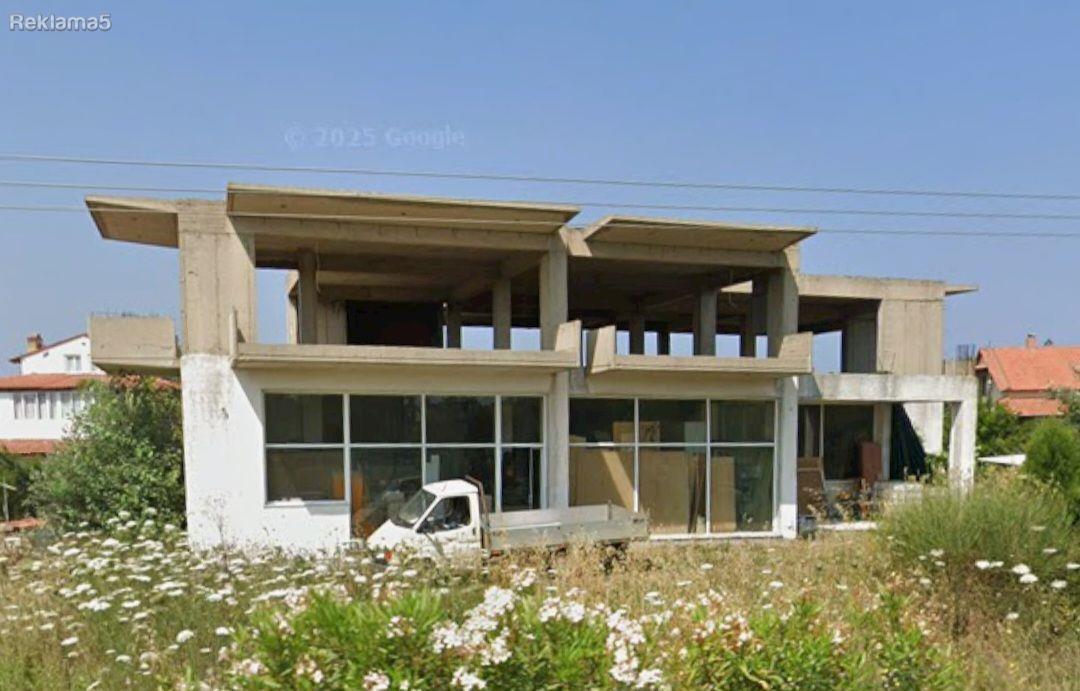 Nea Potidea Halkidiki building of 1000m2 with plot for sale