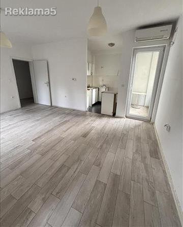 SAVIĆ IS SELLING AN APARTMENT IN DEBAR NEIGHBORHOOD