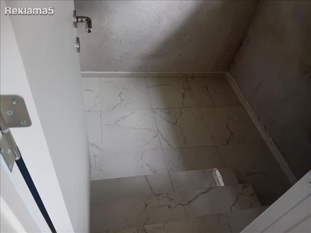 Kuka vo Radisani 166m2 i dvor 1470m2 do glaven pat