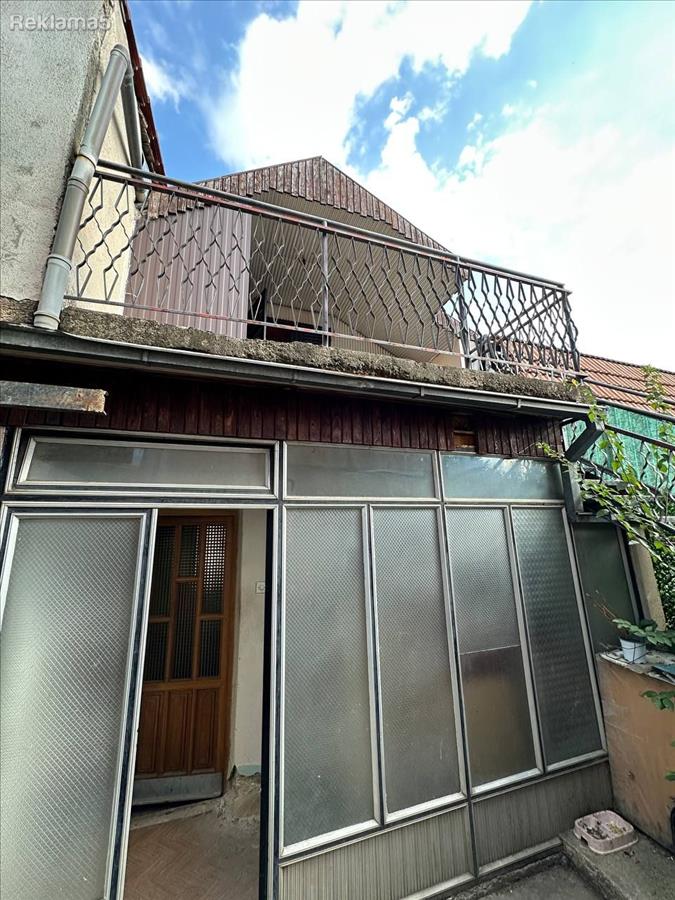 HOUSE FOR SALE ABOVE TODOR ANGELEVSKI SCHOOL