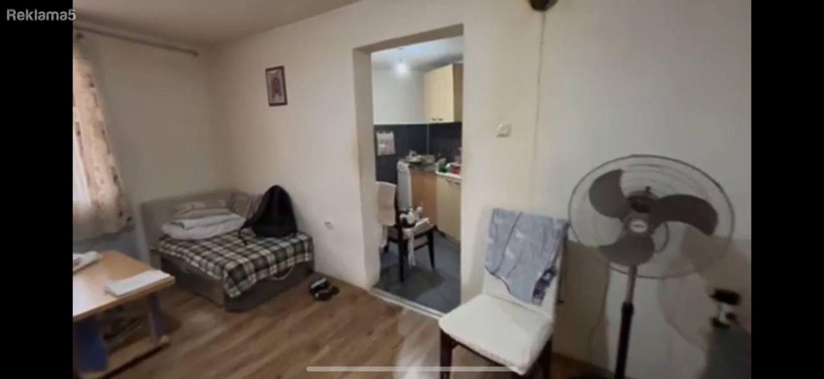 HOUSE FOR SALE IN DEBARSKA
