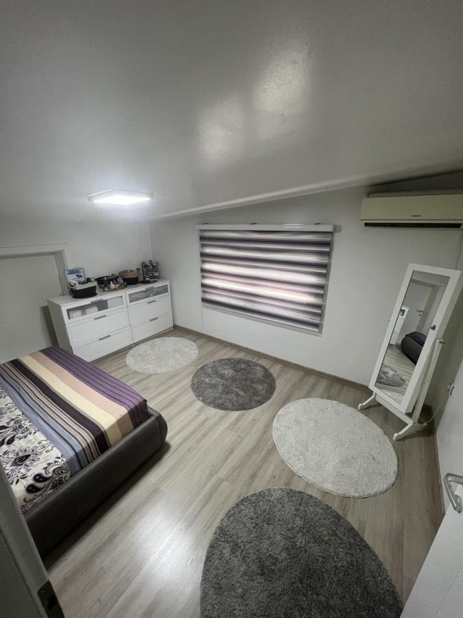Se prodava stan vo Cair 120 m2