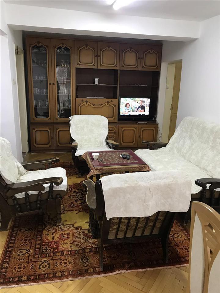 SAVIĆ IS SELLING AN APARTMENT IN TAFTALIJE 1