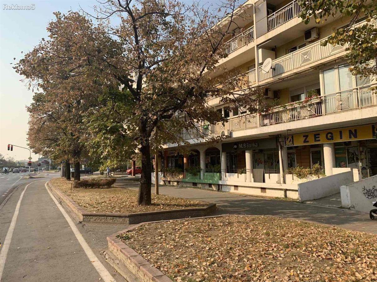 Se prodava stan 100m2 vo Karpos 4 Antiko