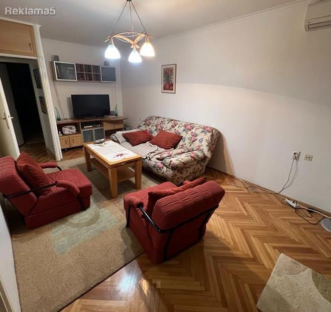Namesten stan vo Karpos 4 57m2 so 1 spalna renoviran