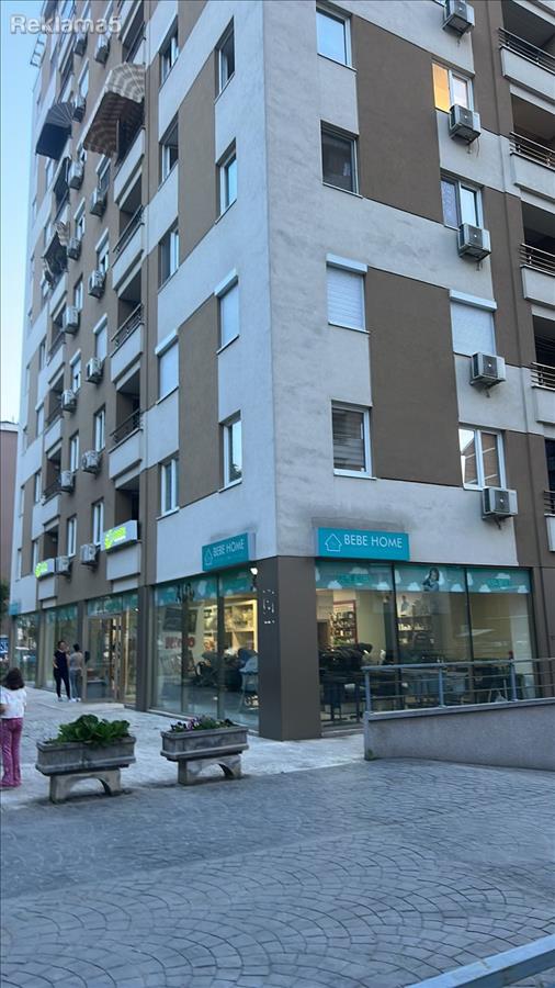 Se prodava stan 40 m2 vo star aerodrom golden art izveduvac