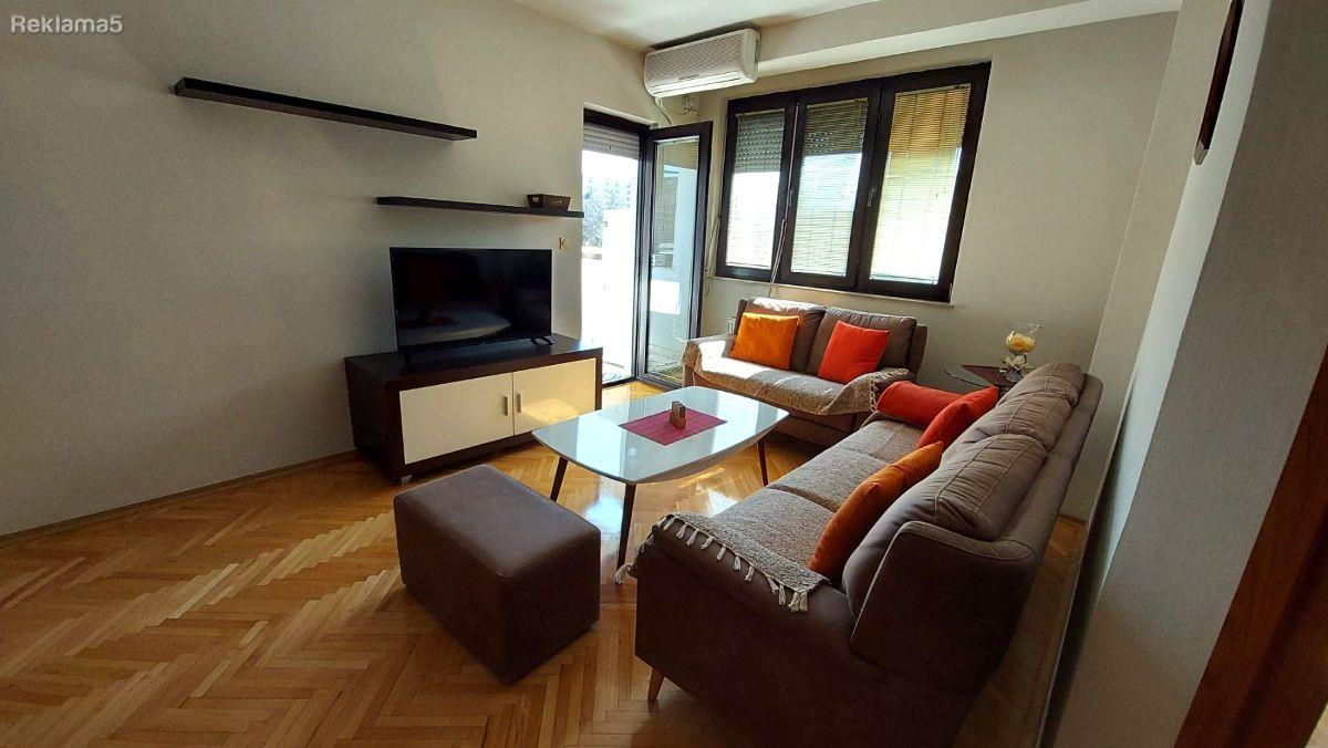 61M2 TWO BEDROOM APARTMENT IN MICHURIN FOR SALE