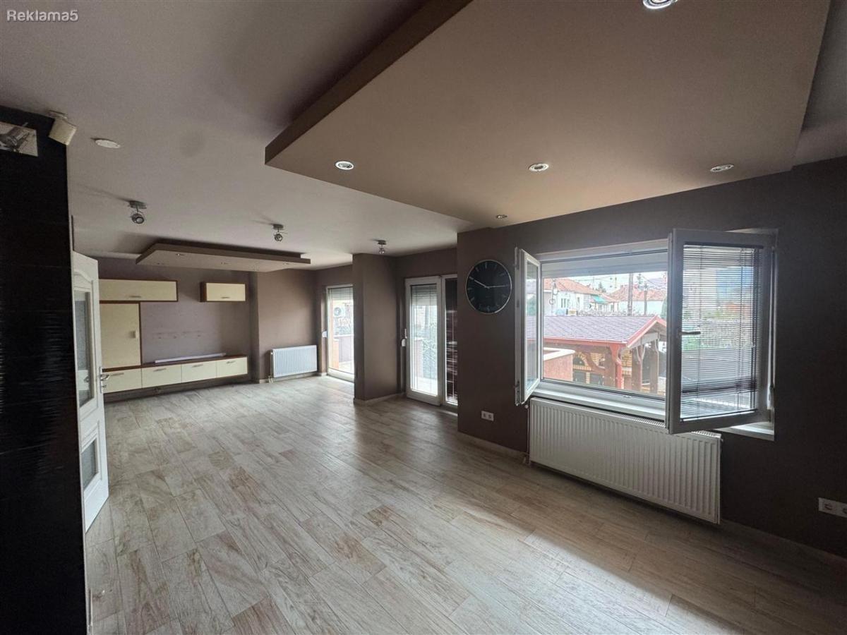 A luxury house of 276m2 is for sale in Butel