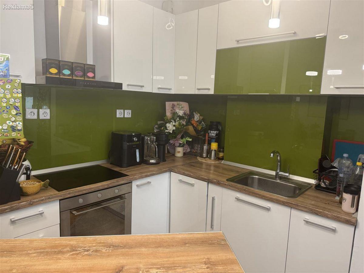 Centar 3-soben stan od 73m2