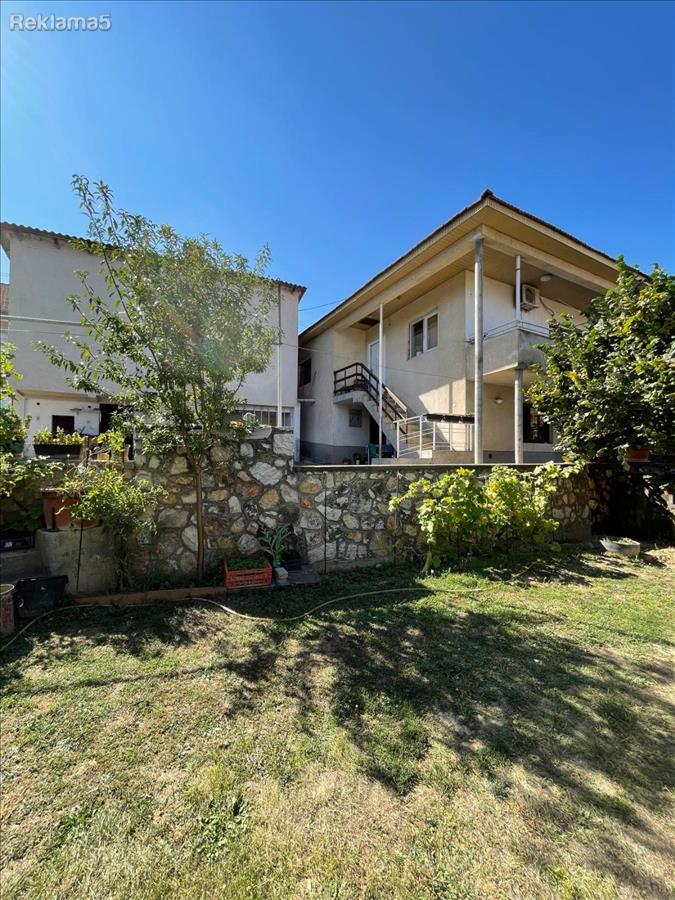 200m2 house for sale URGENTLY in Pripor